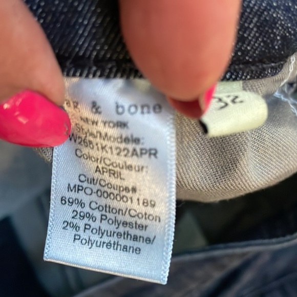 Rag and Bone Cate Dark wash skinny jeans with stretch . - Picture 4 of 10